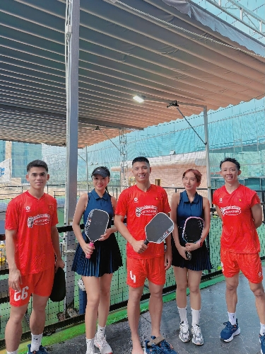Rooftop Pickleball