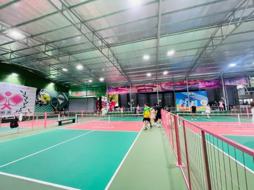 Pickleball Cảnh Hồ ( 173B Trường chinh ) – Cụm 11 sân cầu lông & pickleball ^ Trong Nhà ^