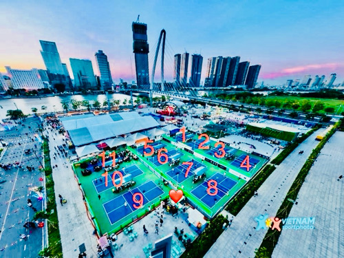 Sân Pickleball D JOY Bờ Sông Thủ Thiêm (Sân ngoài trời)